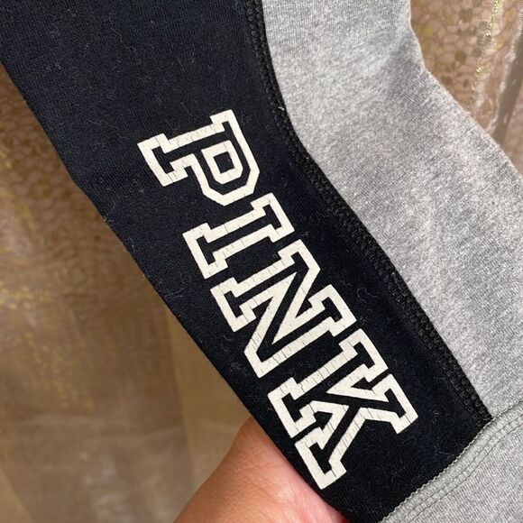 PINK Victoria’s Secret black/gray yoga leggings, size S - Picture 6 of 6